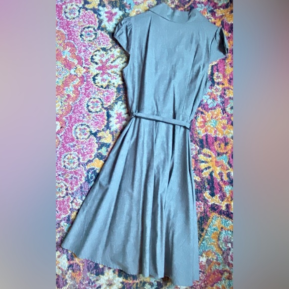 MODCLOTH Gray “About The Artist” Dress By Yellow Star EUC LARGE - Picture 5 of 9